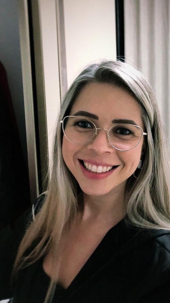 Annelise Torres da Costa